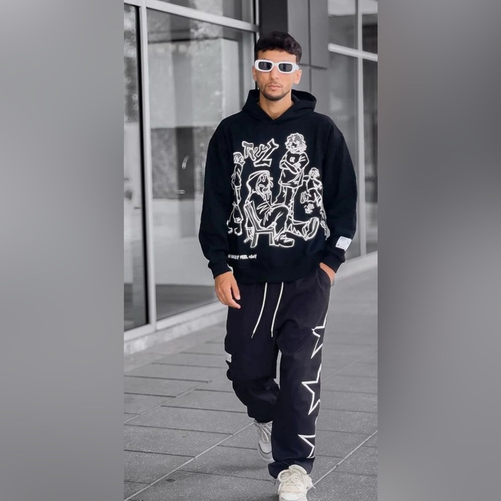 AELFRIC EDEN CARTOON LINE CHARACTER PRINT HOODIE - SIZE S